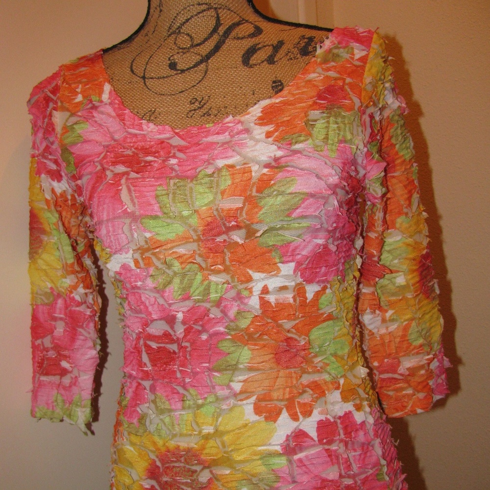 Floral Shredded Top - Instyle